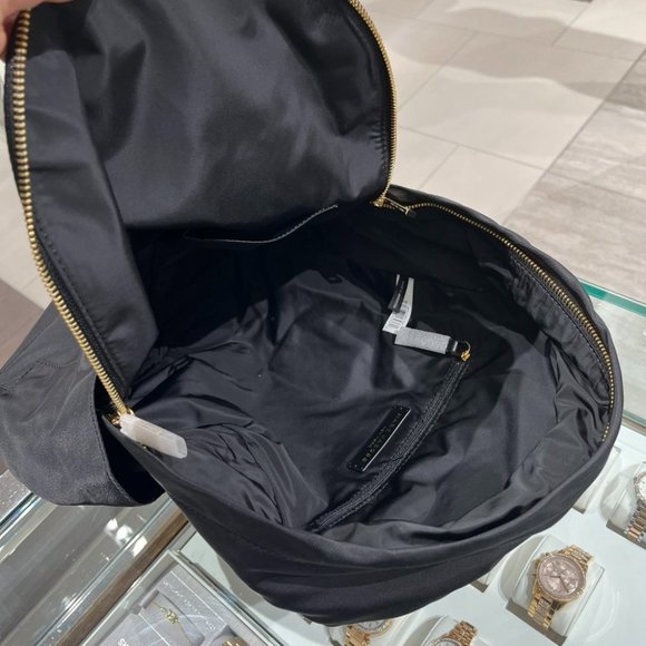 Marc Jacobs Preppy Nylon Backpack M0012907-001 - Picture 4 of 12